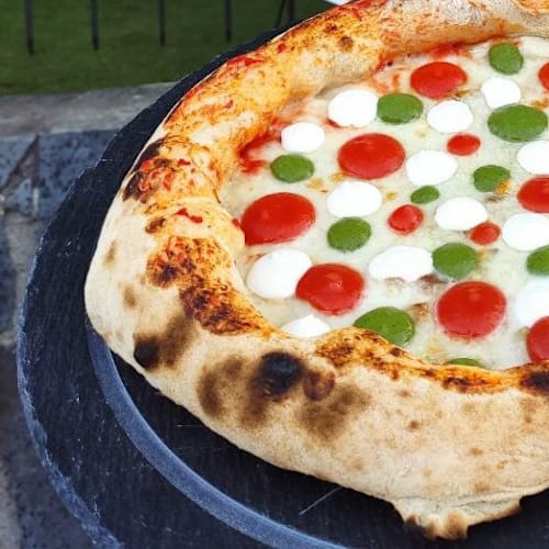Pizzika - Pizzaioli in smoking, Mascalucia