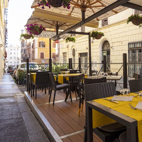 Mazzè, Roma