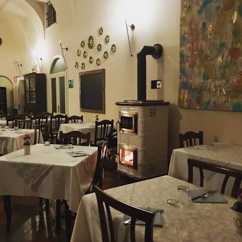 Gustavo Pizzeria, Barco