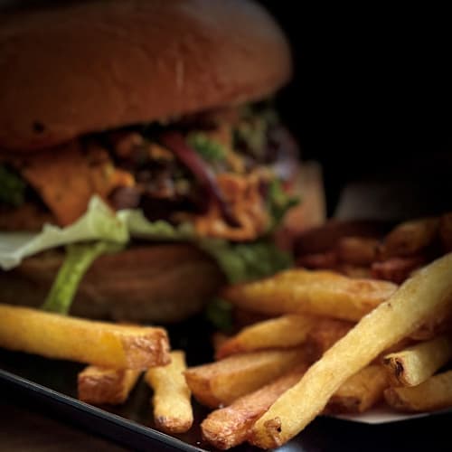 M&C Burger, Venelles
