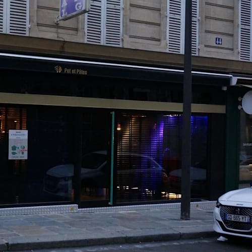 Noigris, Paris