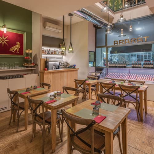 ARARAT Restaurant & Wine Bar, Firenze