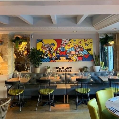 Santa Carne, Paris