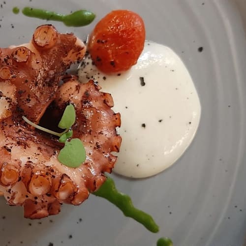 Al Petes vino e cibo in Cittavecchia, Trieste