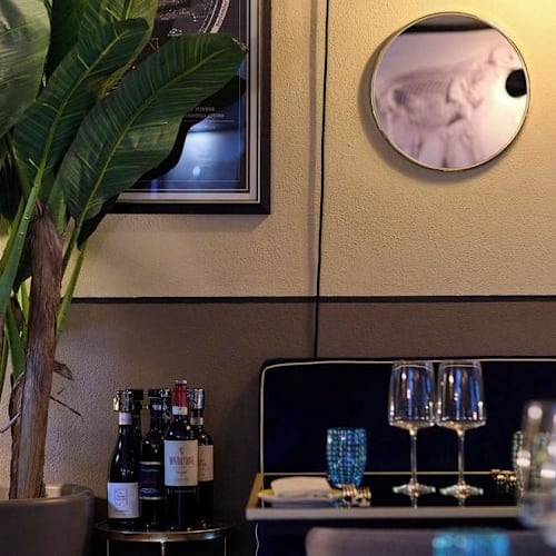 Dvca, Milano