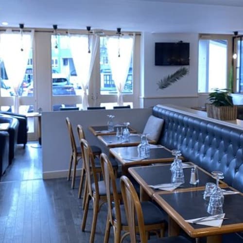 L’Optimiste, Suresnes