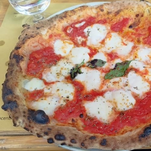 Salerno Centro Pizza Gourmet, Salerno
