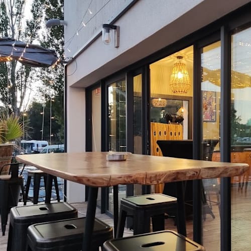 Il Jomelia - Velaux, Velaux