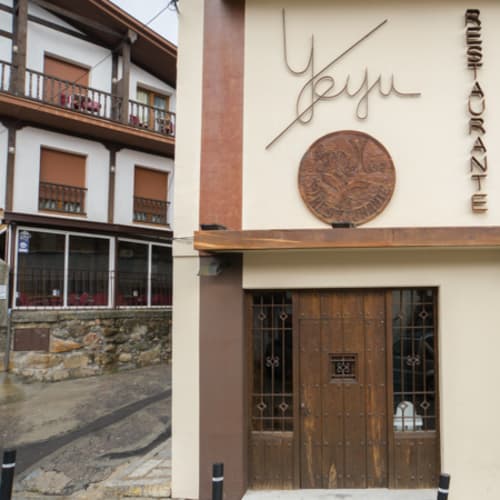 YEYU (no reservas en terraza), Cercedilla