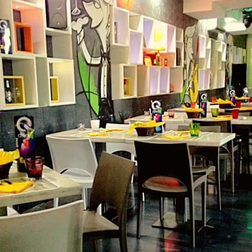 Qboo - Cena Spettacolo, Napoli