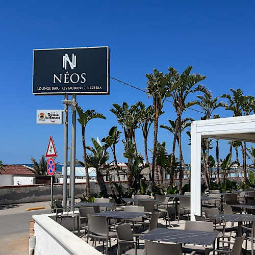 Néos, Isola delle Femmine