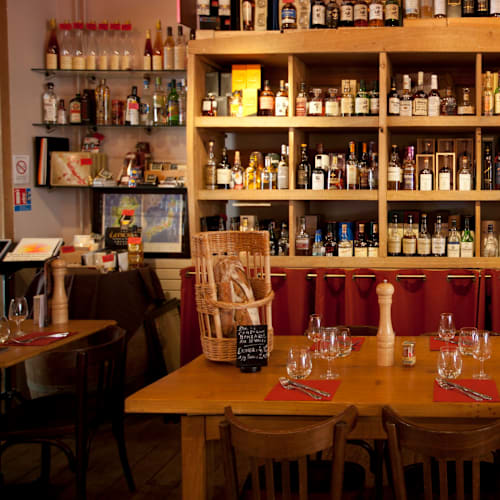 Les Domaines Qui Montent - Voltaire, Paris