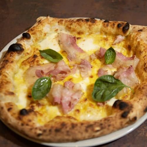 Pizza stop, Bernalda