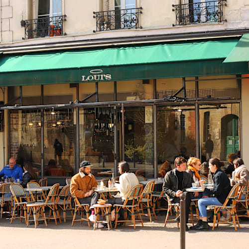 Loui's Corner, Paris