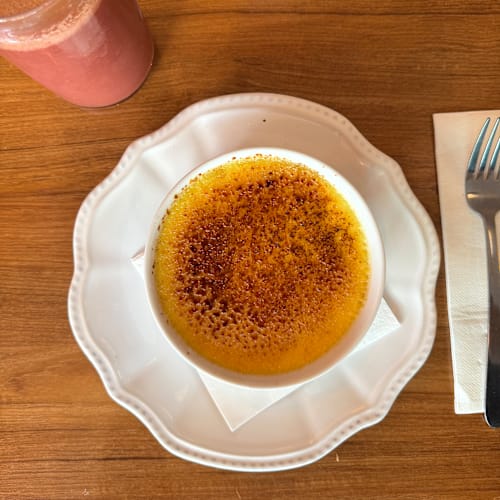 Le cardinal, Paris
