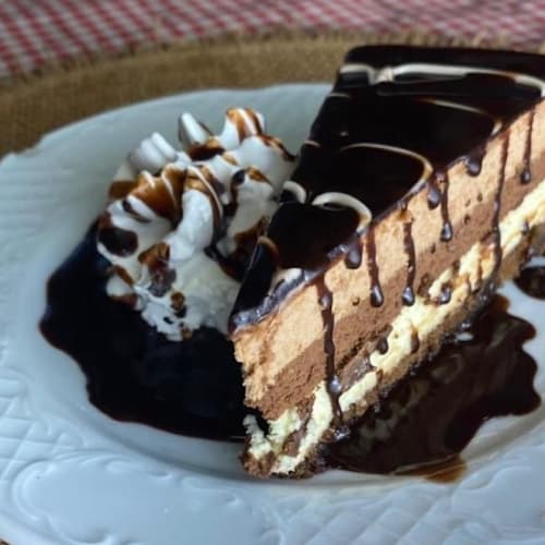 Hermanos Morales (Nervión), Sevilla