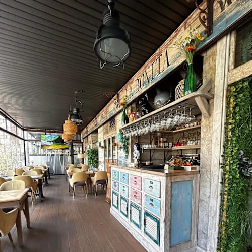 La Bonita Madrid - Calle Rosario Pino, Madrid