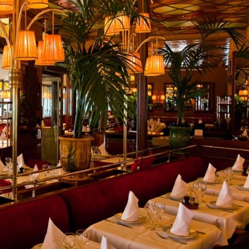 Le Zeyer, Paris