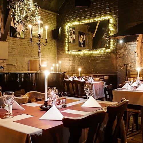 Le Fou Chantant, Uccle