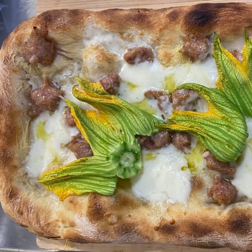 80 Pizza, Locate di Triulzi