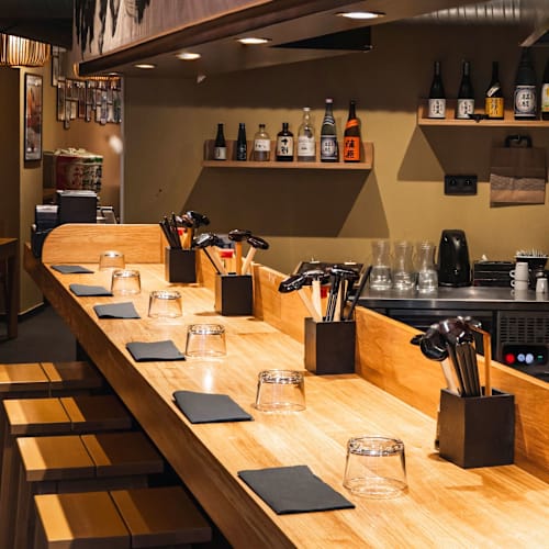 Hara Kiri, Paris