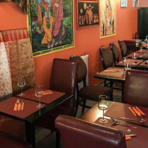 Aroti of India, Nivelles