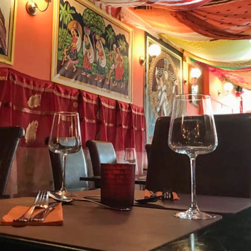 Aroti of India, Nivelles