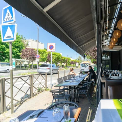 Oh…Liban !, Le Chesnay