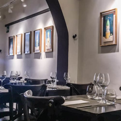 Enosteria  capolecase, Roma