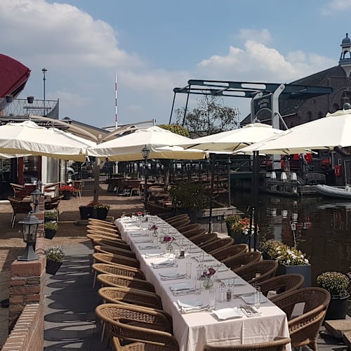 De Bruggemeester, Nieuwerbrug aan den Rijn
