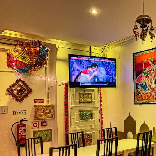 Farah's Tandoori, Carcavelos