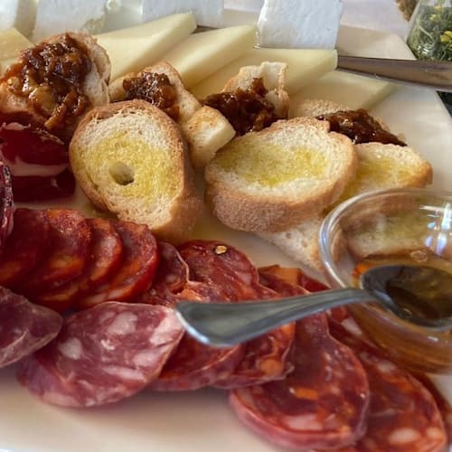 La locanda dei cocomeri, Stazione Montalto-coretto
