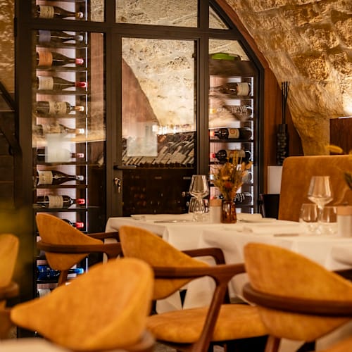 Hestia, Paris