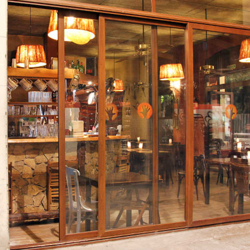 Caleuche, Barcelona