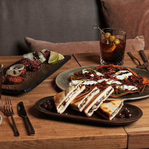 Tierra Brava, Barcelona