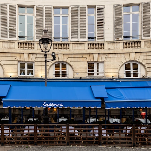 La Méditerranée, Paris