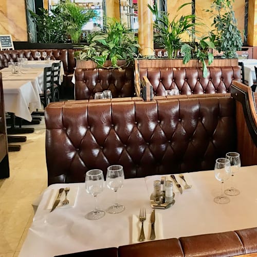 Le Copernic, Paris
