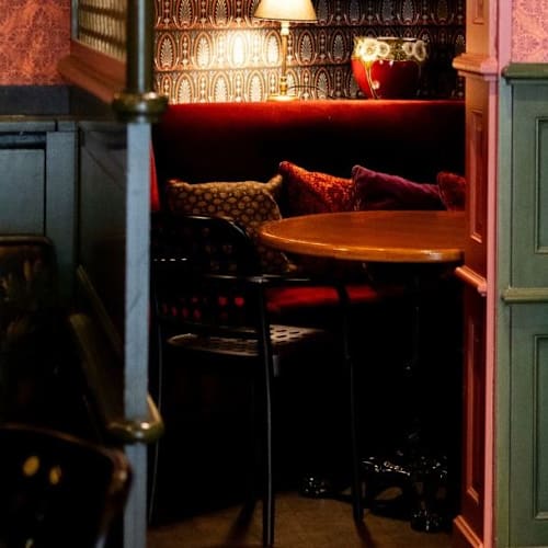 Madame Charles, Paris