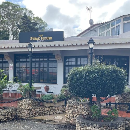 Restaurante Empire Steakhouse, Luz