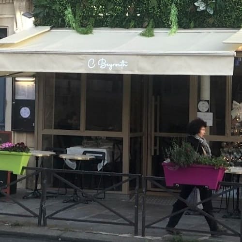 C Beyrouth, Paris
