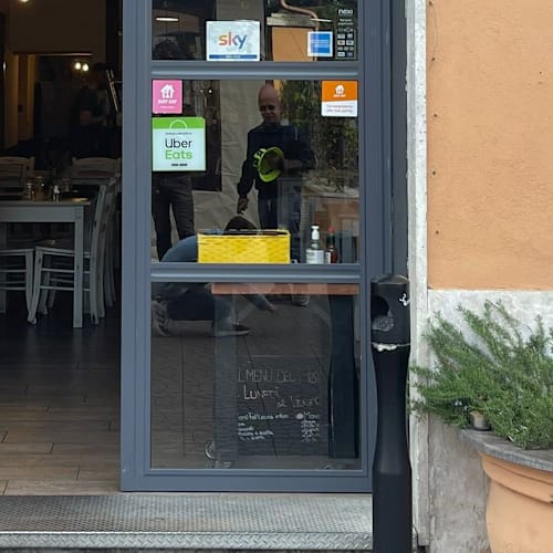 T-Gusto, Roma