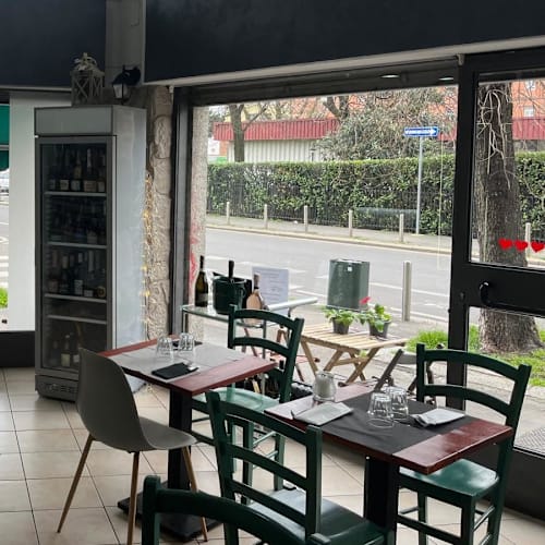 Angolo Magico Bistrot - Enoteca con Cucina, Milano