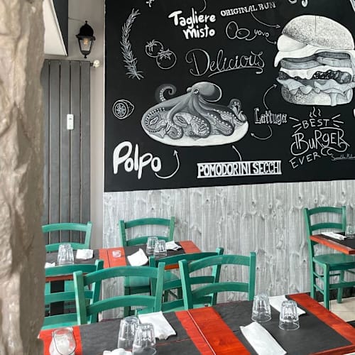 Angolo Magico Bistrot - Enoteca con Cucina, Milano