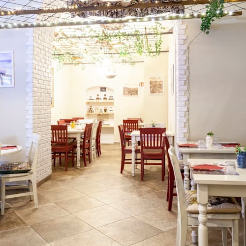 Montesoprano (via Orti), Milano