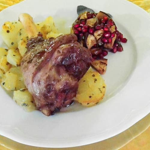 Amos Platz, Crema