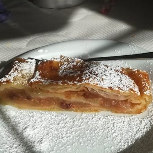 Wolf Beach Bar, Calceranica al Lago