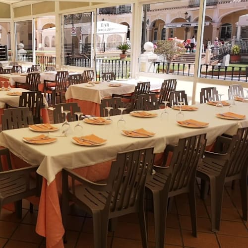 Pizzeria Arroceria Plaza, Pueblo Latino