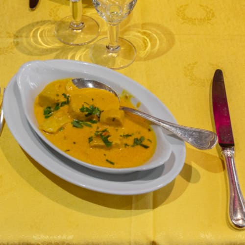 Moghol, Paris