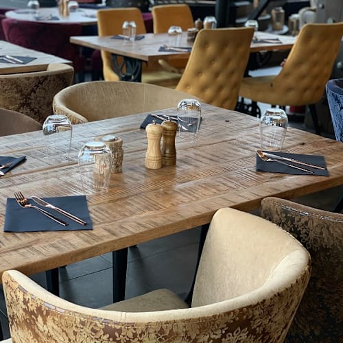 Le Wezer, Colombes