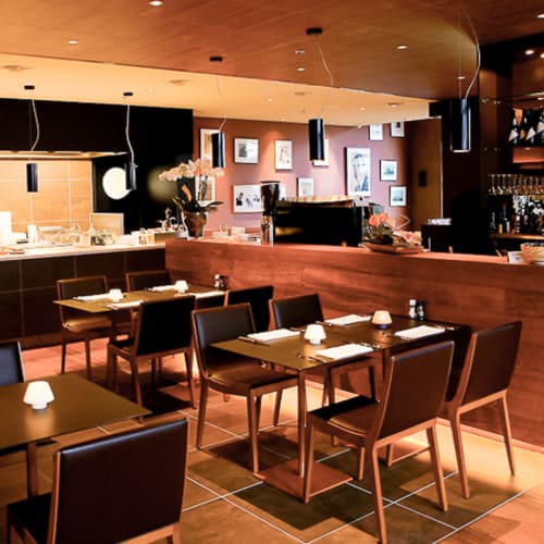 Santos, Den Haag